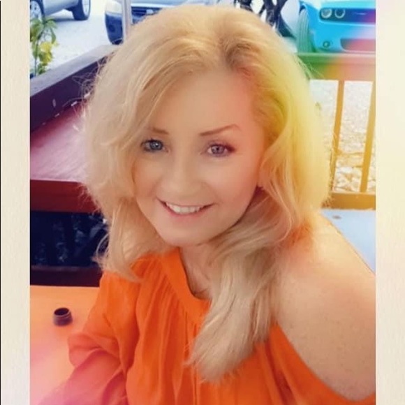 Meet your Posher, Marsha - Picture 4 of 5